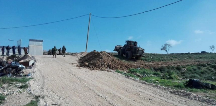 Occupation closes 200 dunums of land in front of owners