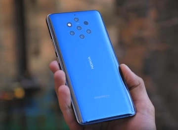 Nokia unveils 5-camera phone!