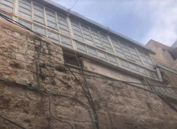 Five young men arrested in Jerusalem after settlers seized a house