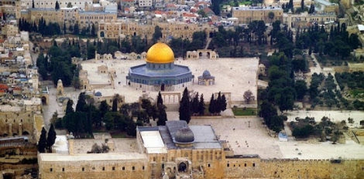 The Presidency condemns the dangerous Israeli escalation in Al-Aqsa and takes its consequences