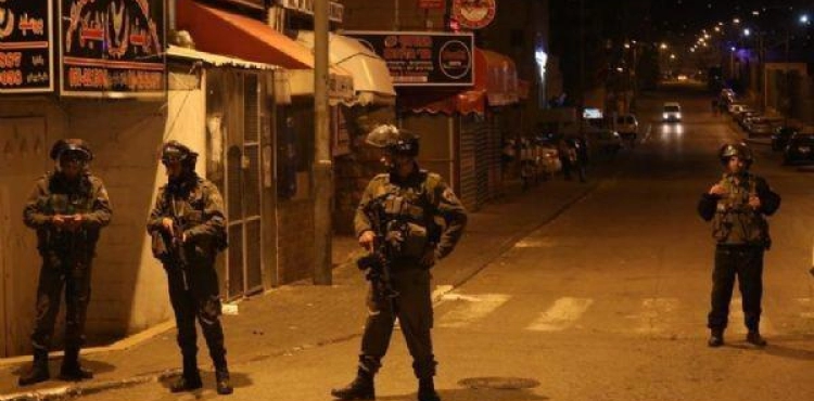 Arrests and raids in the West Bank