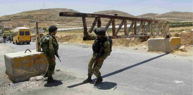 The occupation imposed a comprehensive closure tonight on the Palestinian territories