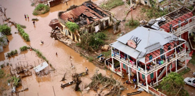 A total of 356 people have been killed in the cyclone in southern Africa