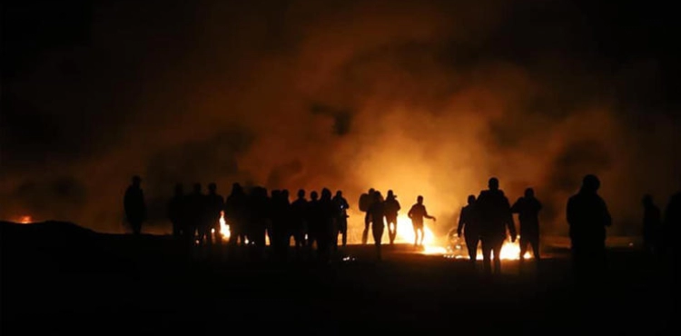 Martyr and three injuries on the Gaza border