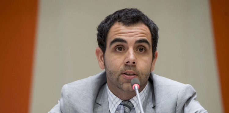 Human Rights deplores the decision of the occupation to expel the representative of &quot;Human Rights Watch&quot;