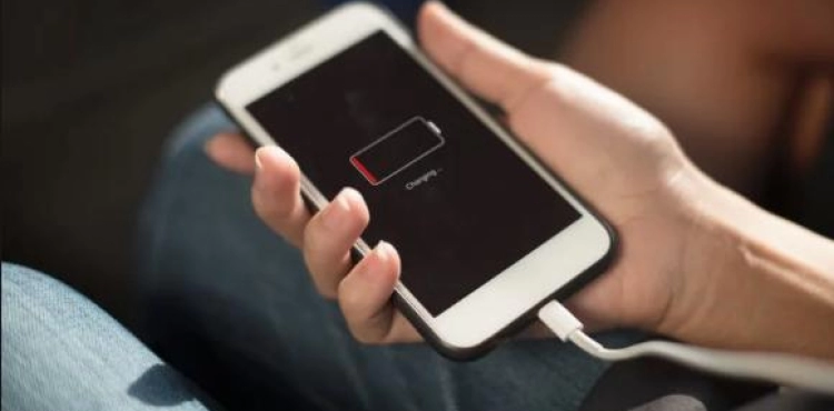 Experts reveal a &quot;big trick&quot; in iPhone batteries