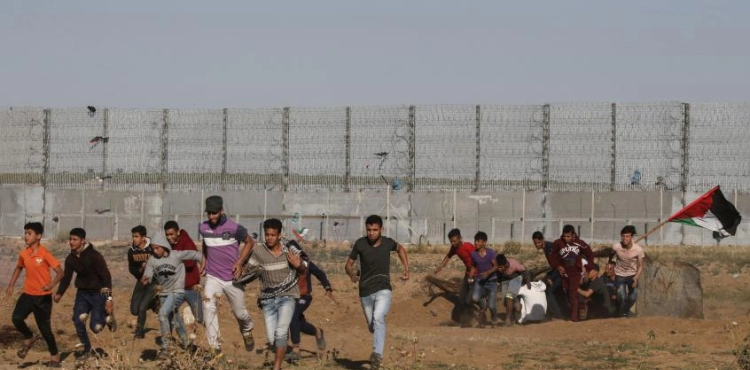 Martyr and 30 wounded by the occupation in eastern Gaza