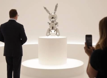 Sell â€‹â€‹&quot;Rabbit&quot; statue for $ 91.1 million in New York