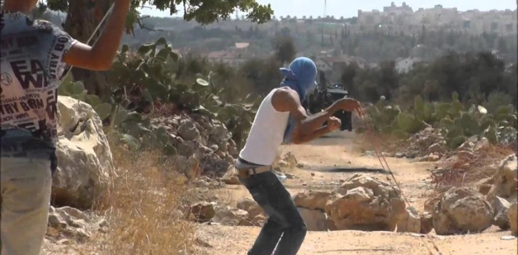The occupation suppresses the march of Ni&acute;lin and causes the burning of olive trees