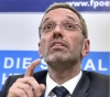 Dismissal of Austrian right - wing extremist interior minister
