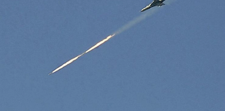 21 killed in air strikes of the Syrian army in the governorates of Idlib and Aleppo