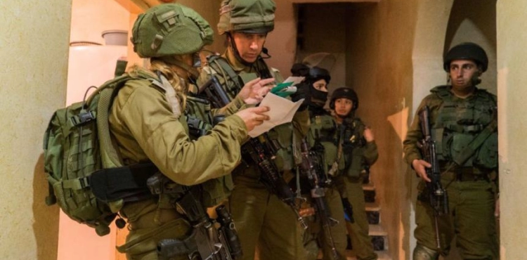 West Bank: 7 detainees including a woman, her husband and their son