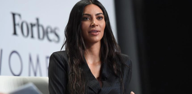&quot;Kimono&quot; Kardashian raises a crisis with Japan