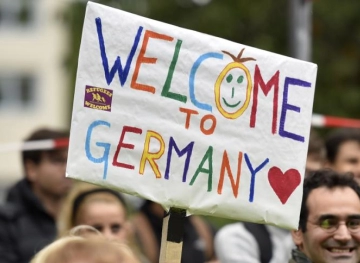 How long does asylum procedure take place in Germany?