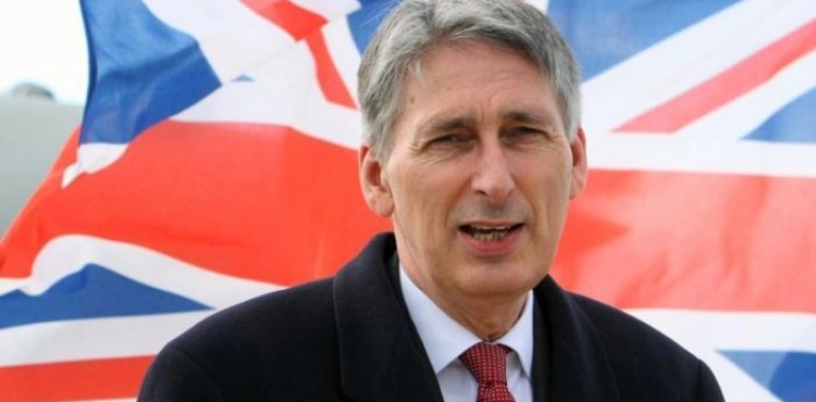 Britain&acute;s finance minister will resign if Johnson takes over as prime minister