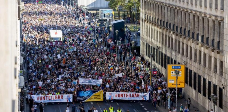 Expecting 25,000 participation in a demonstration against the exclusion of the community in Germany