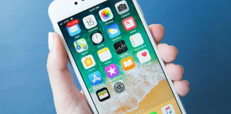 A simple solution to the difficulty of deleting photos from iPhone