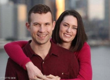 Saves the life of her partner from a distance of 22 thousand kilometers