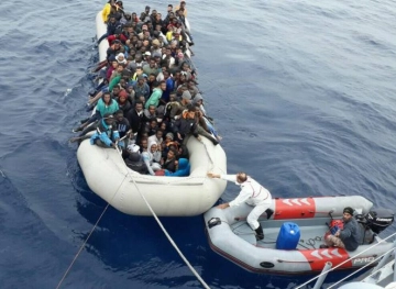 37 migrants rescued off the coast of Libya