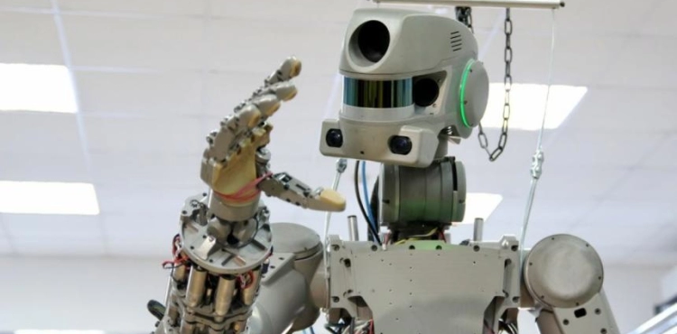 Russia launches spacecraft containing human robot to ISS
