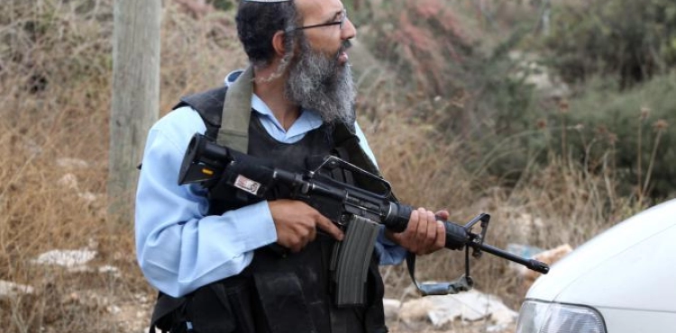 Calls to the settlers: Do not go out only and your weapons with you