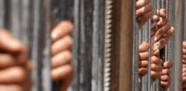 10 prisoners continue their open hunger strike