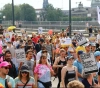 Thousands dance in the streets of Berlin for tolerance