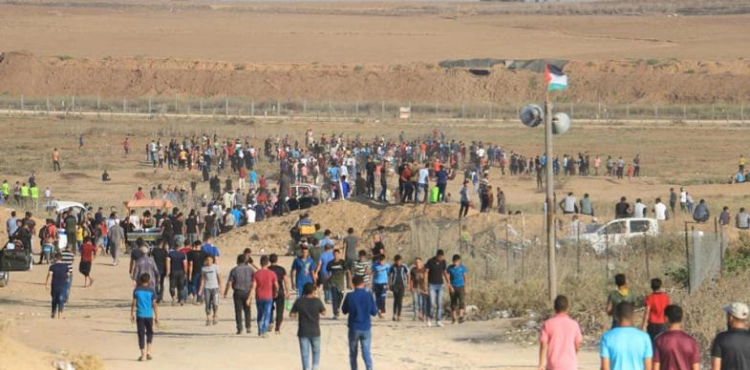 Two martyrs shot by the occupation on the Gaza border