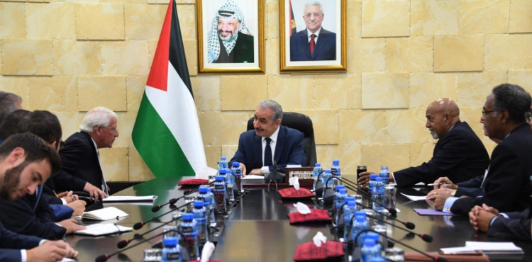 Shtayyeh calls on Congress to pressure the Trump administration to back away from unilateral steps against the Palestinians