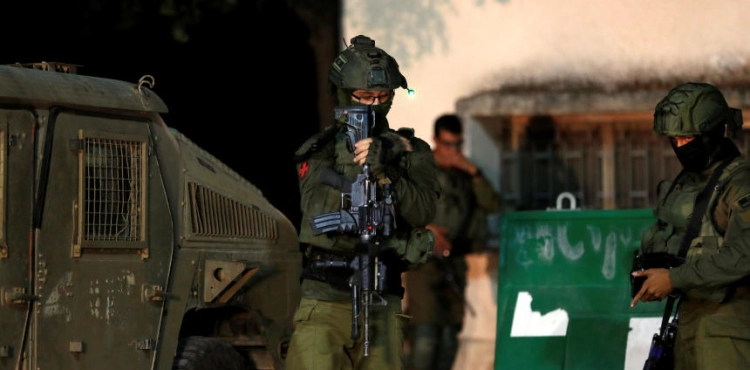 Israeli forces arrest 6 Palestinians in the West Bank and Jerusalem