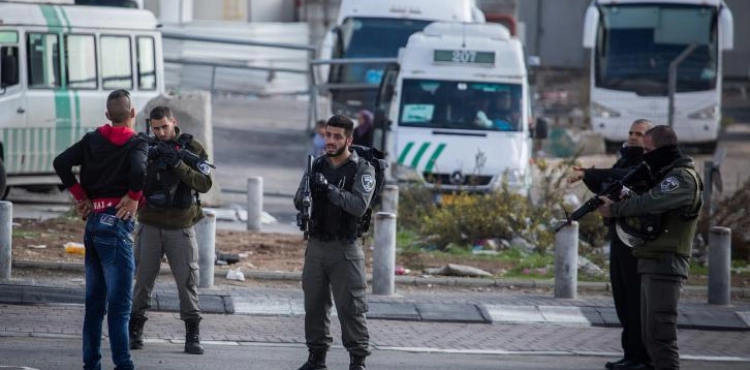 Two children arrested near Shu&acute;fat
