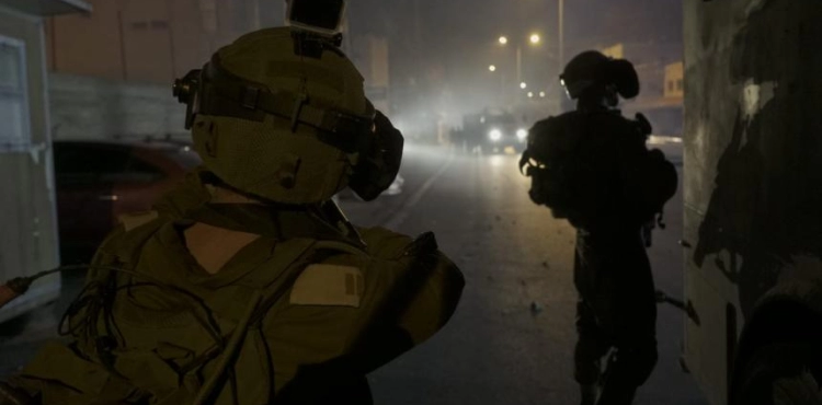 10 detainees from the West Bank, including a girl and her father and brother