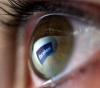 From the picture &quot;Eye&quot; .. Japanese traces his favorite singer and assaulted