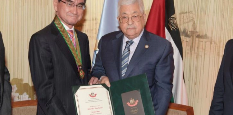 The President awards the Japanese Minister of Defense the Order of the Great Star of the Order of Jerusalem