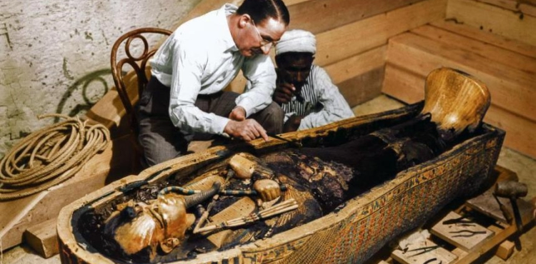 571 scientists discuss the fate of Tutankhamun&acute;s mummy
