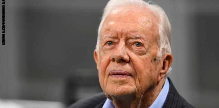 Former President Carter&acute;s surgery &quot;without complications&quot;