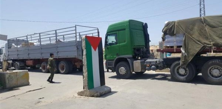 The arrival of trucks loaded with medical equipment to the field hospital in Gaza