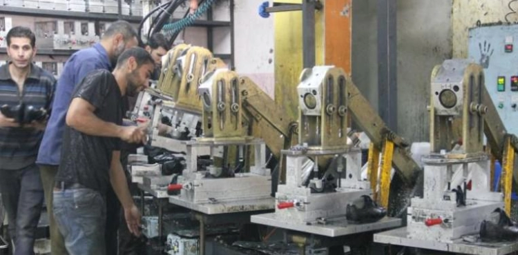 Al-Khodri: The production capacity of factories in Gaza is only 20% due to the blockade