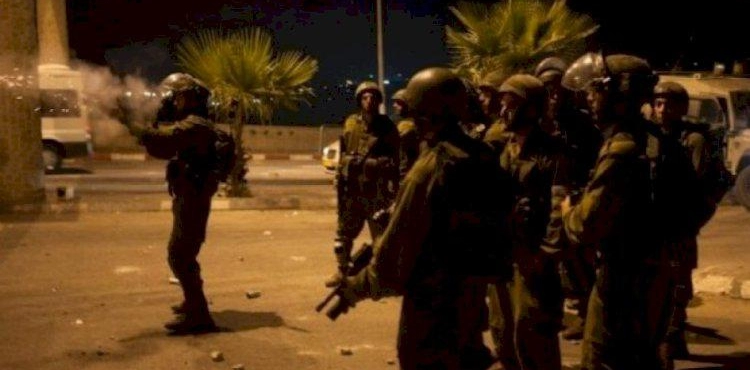 15 citizens were arrested from different parts of the West Bank