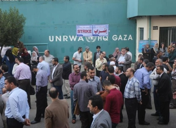 Protests in Gaza on the downsizing of UNRWA services