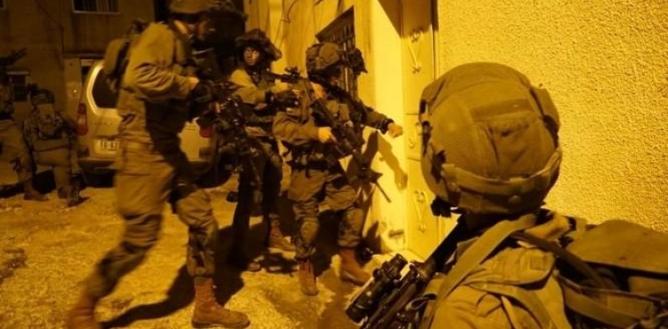 A campaign of raids and arrests launched by the occupation at dawn this morning