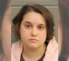 An American young woman wounded her relative while having fun with a pistol !!