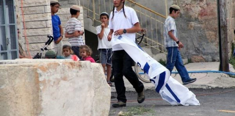 The settlers are breaking into the old city of Hebron.