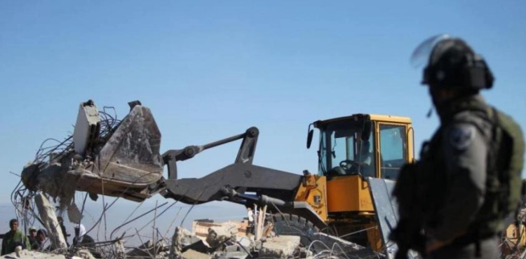 The occupation distributes construction and demolition warnings in Nahalin