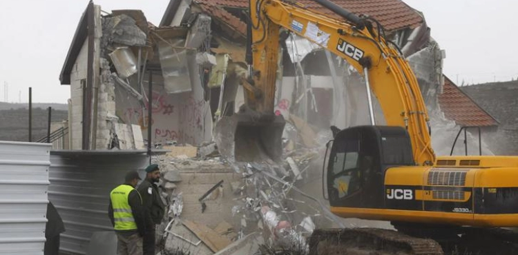 Occupation demolishes a house east of Bethlehem