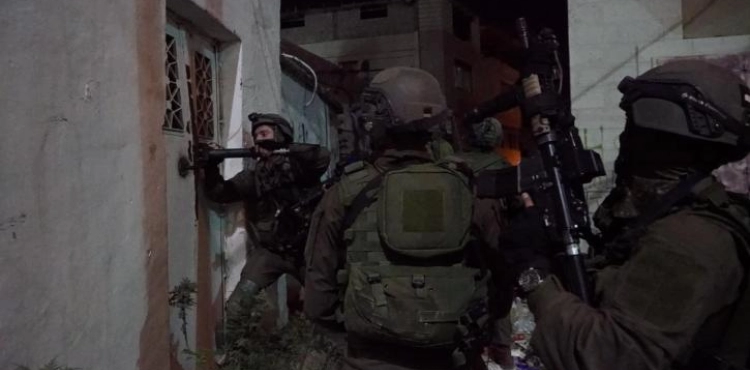 The occupation forces arrest two wounded from Hawara, south of Nablus