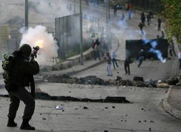 Clashes near the southern barrier of Qalqilya