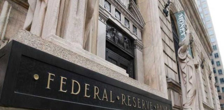 The Federal Reserve keeps interest rates near zero due to the corona&acute;s implications