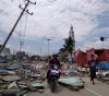 Earthquake and tsunami victims rise to 384 dead