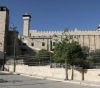 Al-Awqaf: The occupation prohibits the call to prayer 56 times in the Ibrahimi Mosque in April